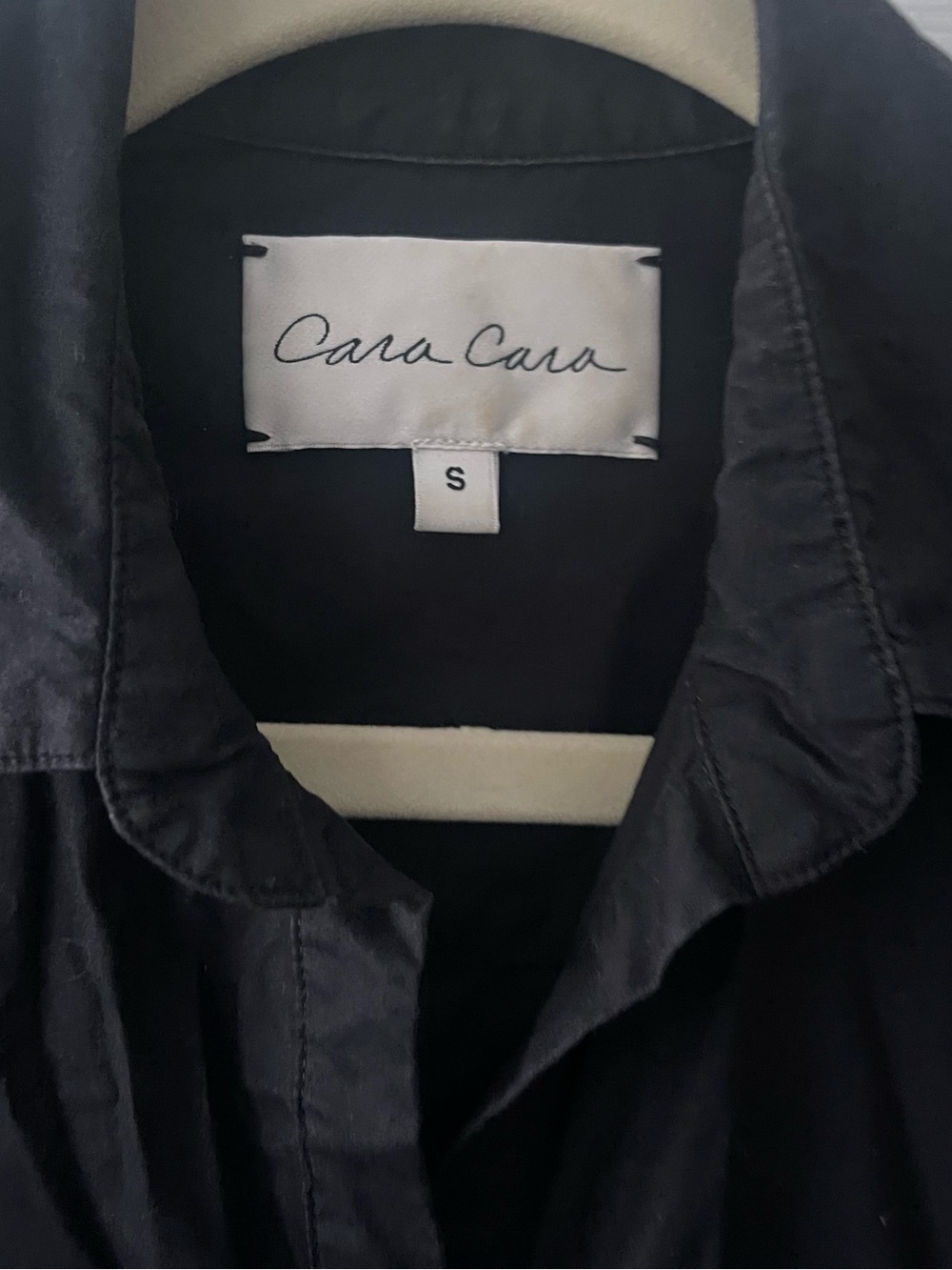 Cara Cara Hutton Black Button-Front Tiered Midi Dress - Picture 12 of 12